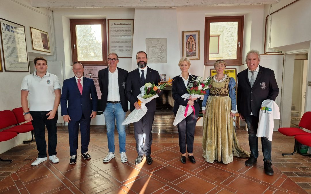 La Reggenza in visita alla sede della Federazione balestrieri sammarinesi
